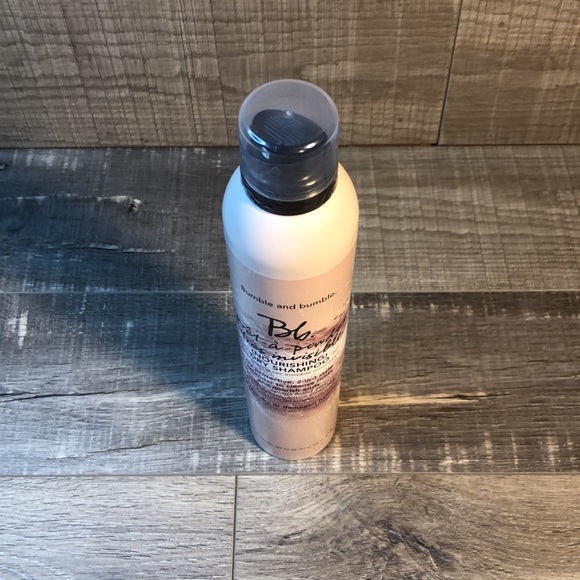 Bumble & Bumble - Pret-A-Powder Nourishing Dry Shampoo - Picture 3 of 5
